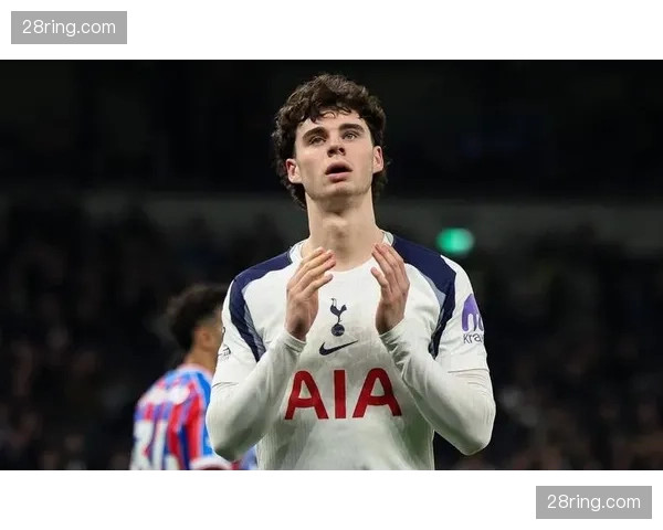 热刺陷入13轮不胜困境 攻防两端全面崩盘保级形势岌岌可危